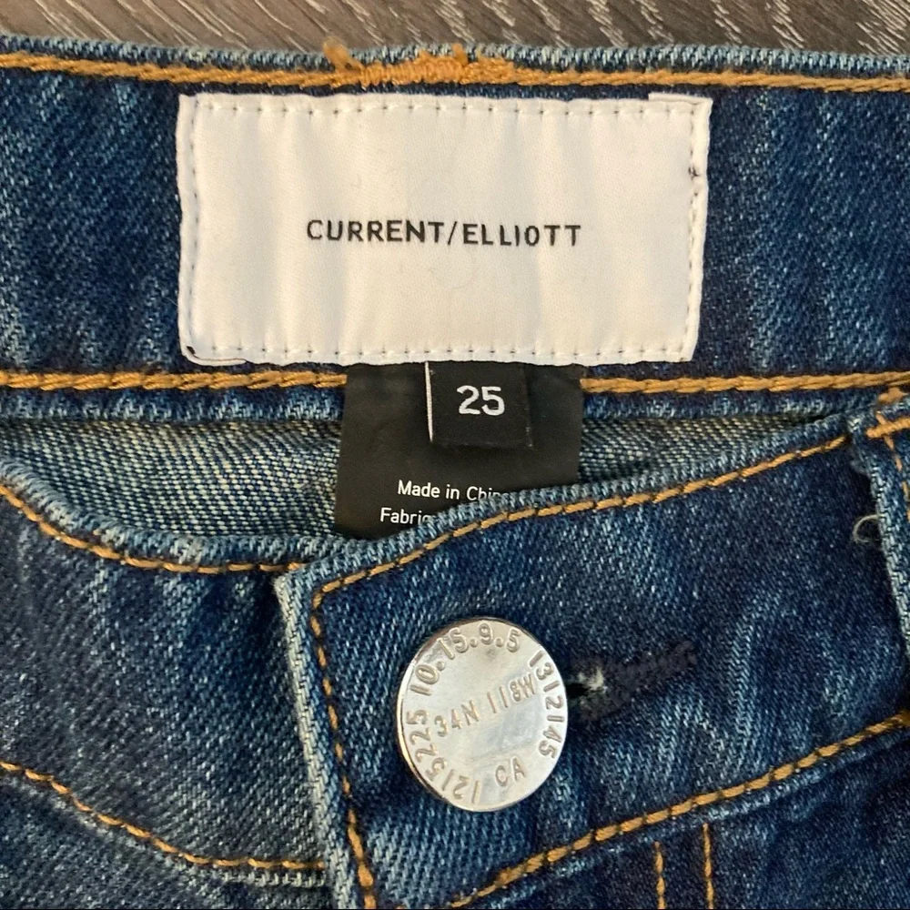 Current/Elliott Dark Blue Boot Cut Jeans - Picture 10 of 13